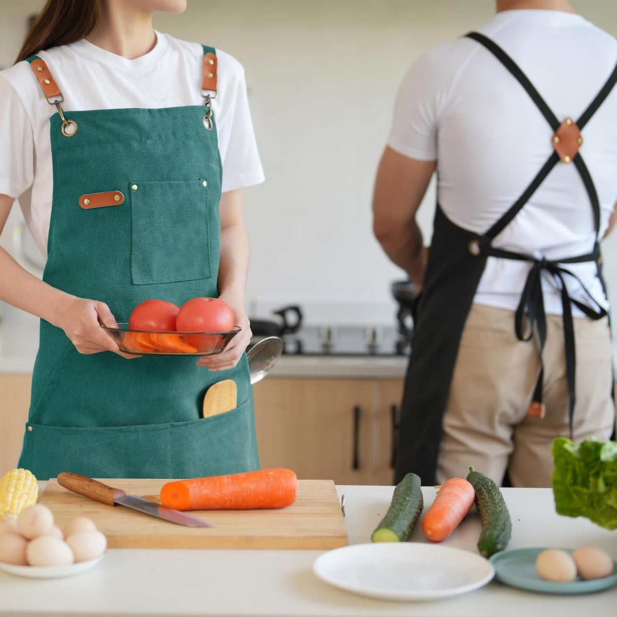Canvas Aprons for Men Women, Heavy Duty BBQ Apron with Pockets | 100% Cotton Canvas, 16Oz Adjustable Cross Back Apron with Hardware Buckle, 32" X 27" Full Coverage, for Kitchen Grilling